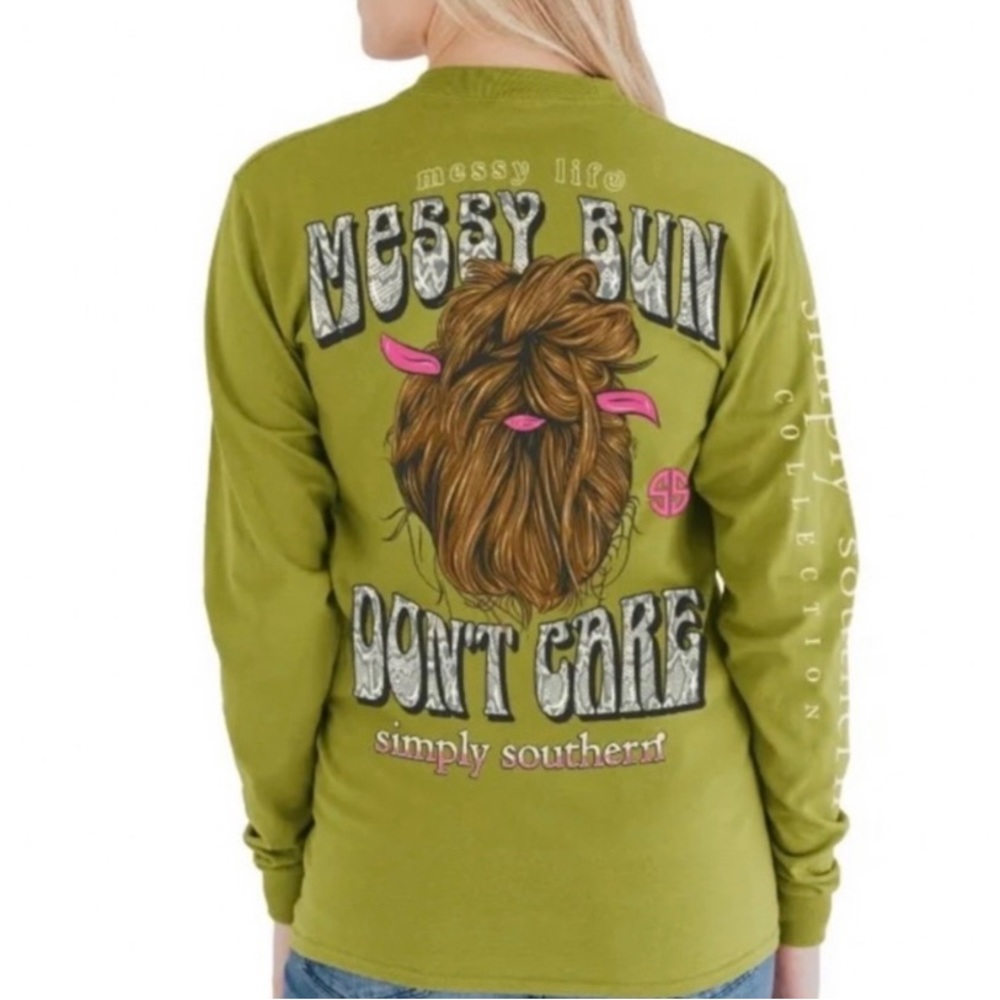 NWT Simply Southern green messy bun don’t care long sleeve t-shirt M